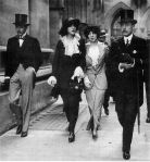 552px-Vita_Sackville-West_promenade